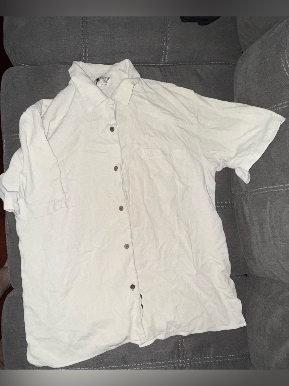 Vintage White Short-Sleeve Casual Button-Down Shirt